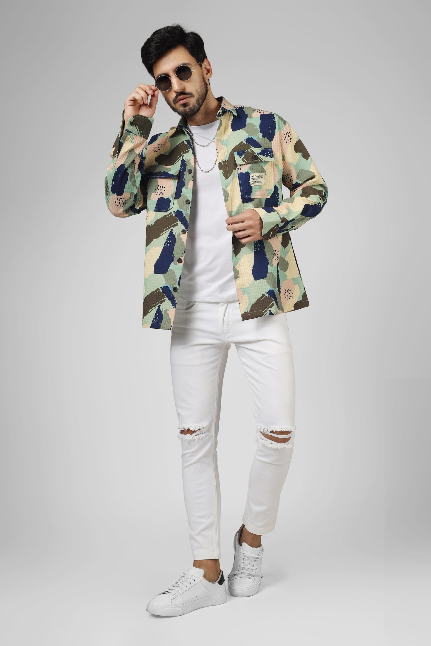 Colour Splash: Blue-olive